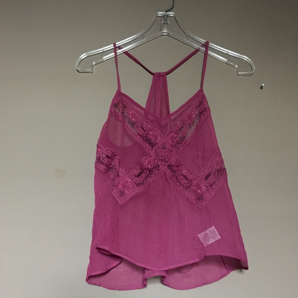 URBAN OUTFITTERS | KIMCHI BLUE lace floral top